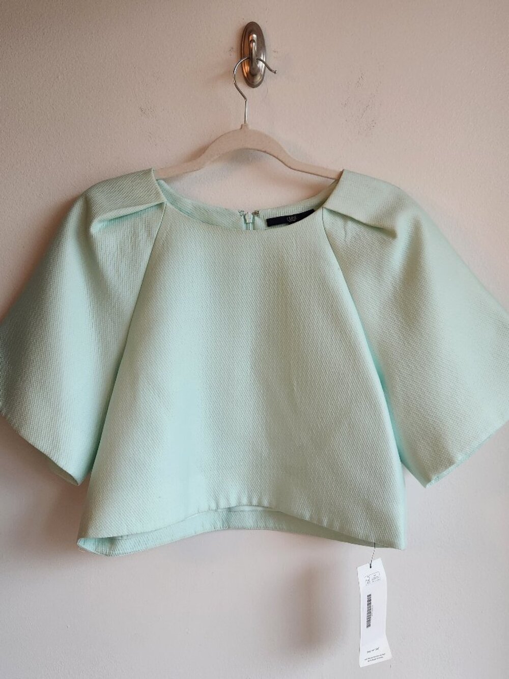Tibi Mint Green Textured Flutter Sleeve Crop Top - Sz 6